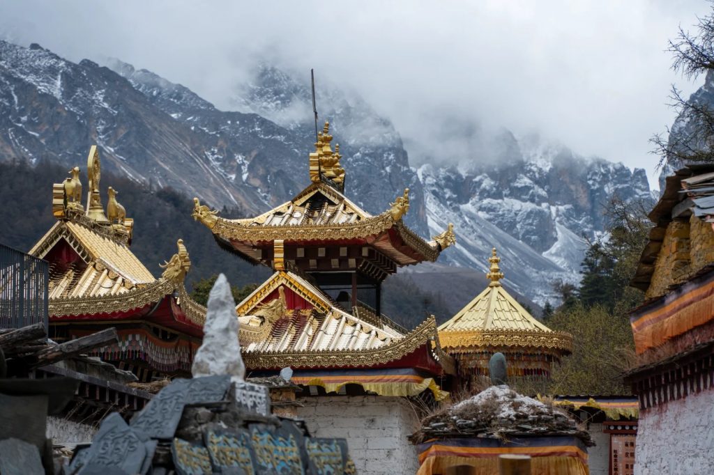 ð¥Daocheng Aden Nanny Raiders| Eyes in heaven, feet don't panic 稻城亚丁旅游攻略 2 zoye 来自小红书网页版