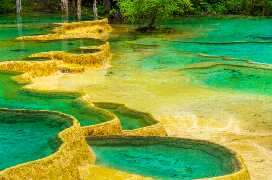 Private Tour (3-Day Trip)Jiuzhaigou + Huanglong 黄龙